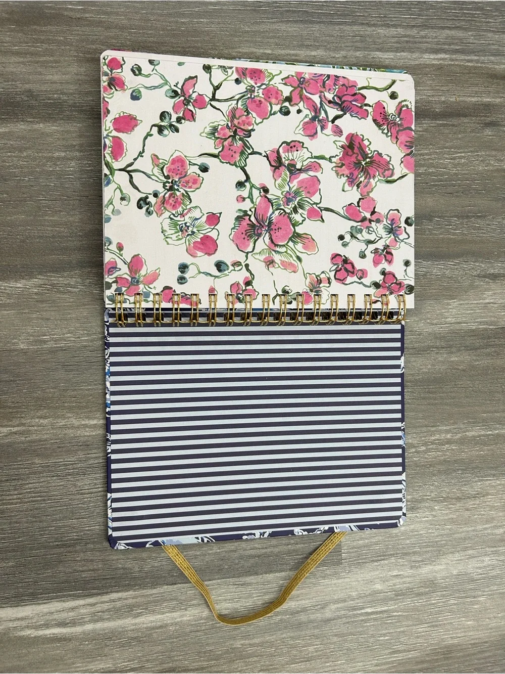 NWT Lilly Pulitzer 17 month agenda 2025 / 2026